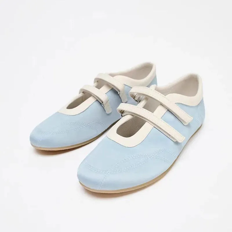 Banded Flat Sneakers