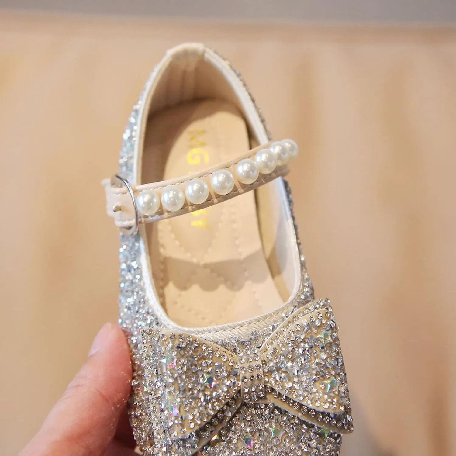Fashion Autumn Girls Casual Shoes Rhinestone Sequin Bow Buckle Dress Shoes Dance Shoes Cute Shoes (Silver, 3.5-4 Years)