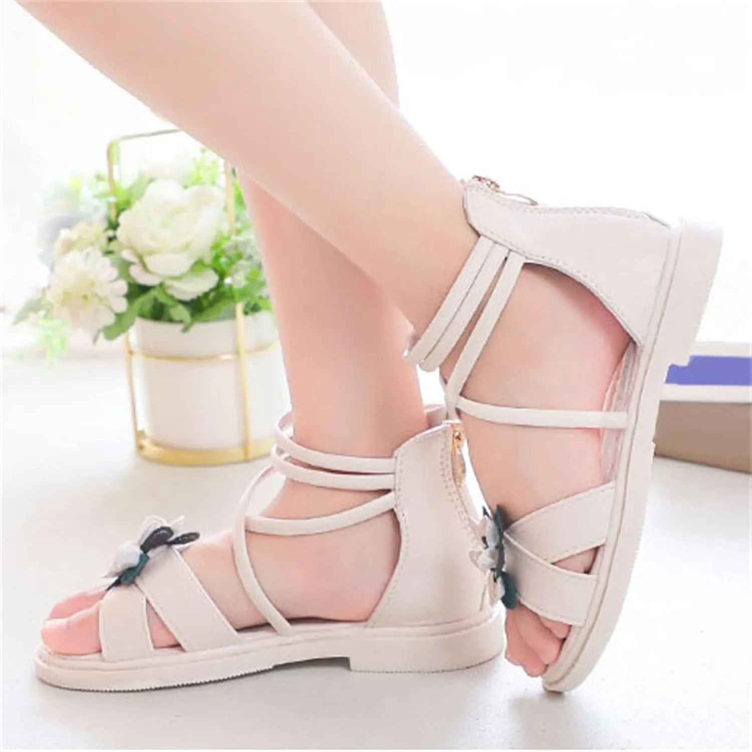 Girls Floral Roman Sandals Kids Open Toe Ankle Strap Flat Sandals with Heel Zipper Princess Birthday Party Shoes