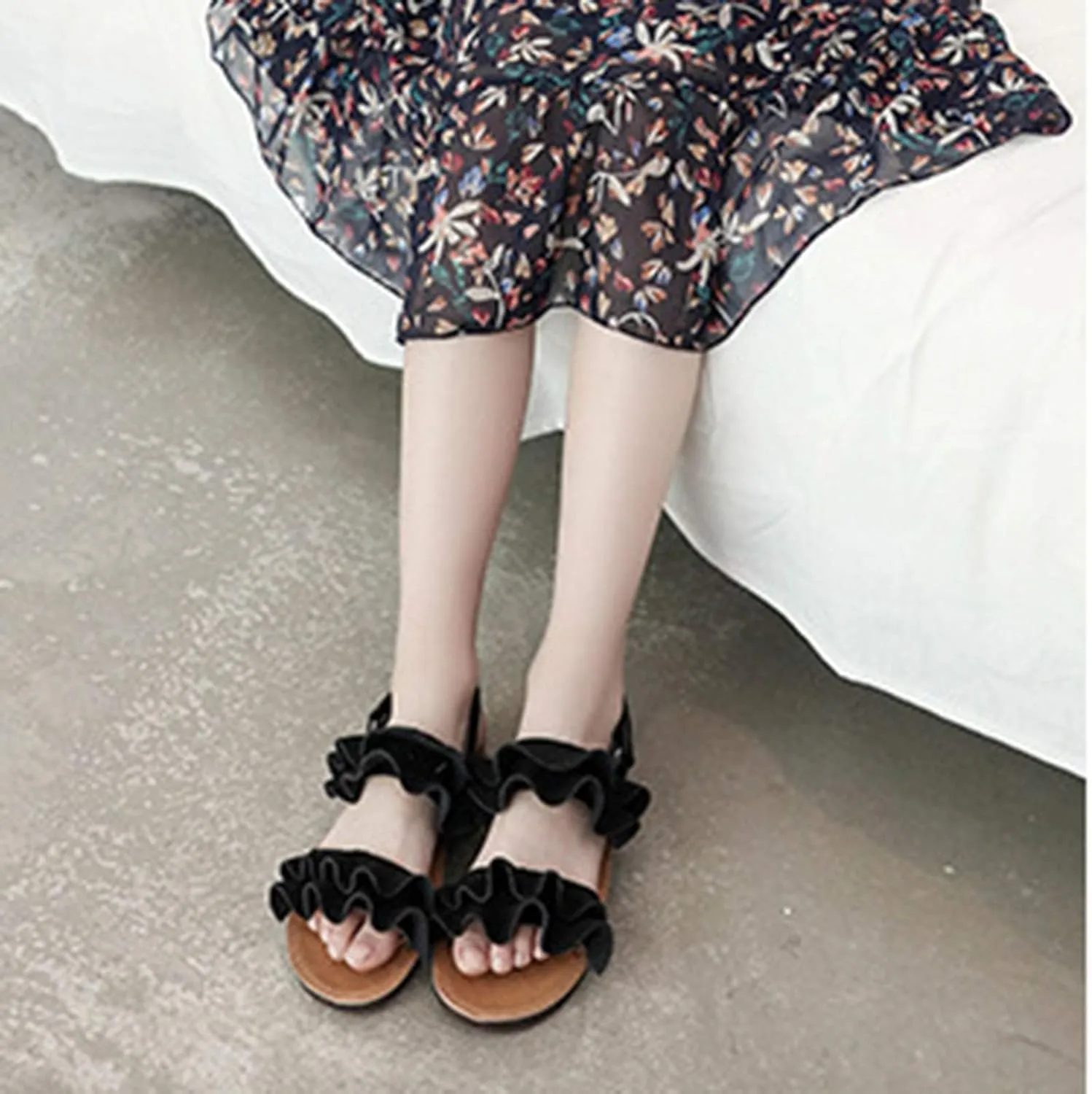 Kids Girls Ruffle Sandals Anti-Slip Open Toe Breathable Outdoor Beach Plat Shoes Slip On Slippers Girls Sandals