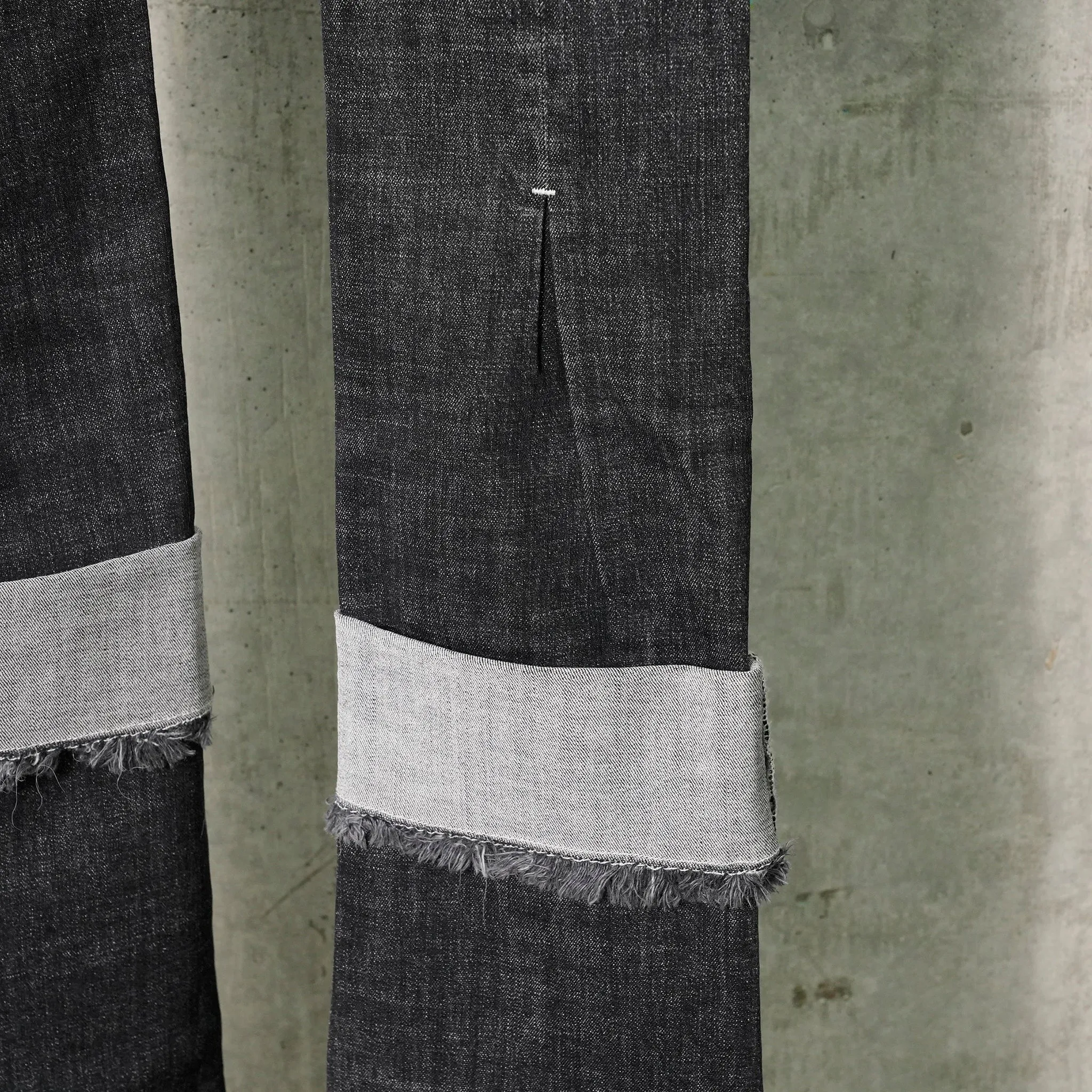 OPEN BACK JEANS / BLACK WASH