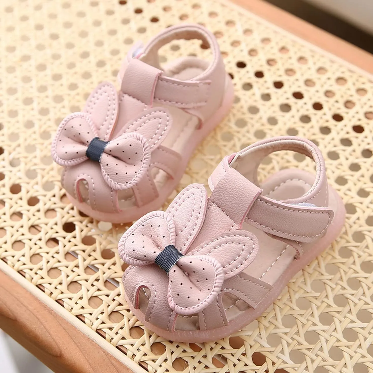 Toddler Baby Girls Closed Toe Bow Sandals Princess First Walking Shoes Breathable Beach Sandals Formal Dress Shoes