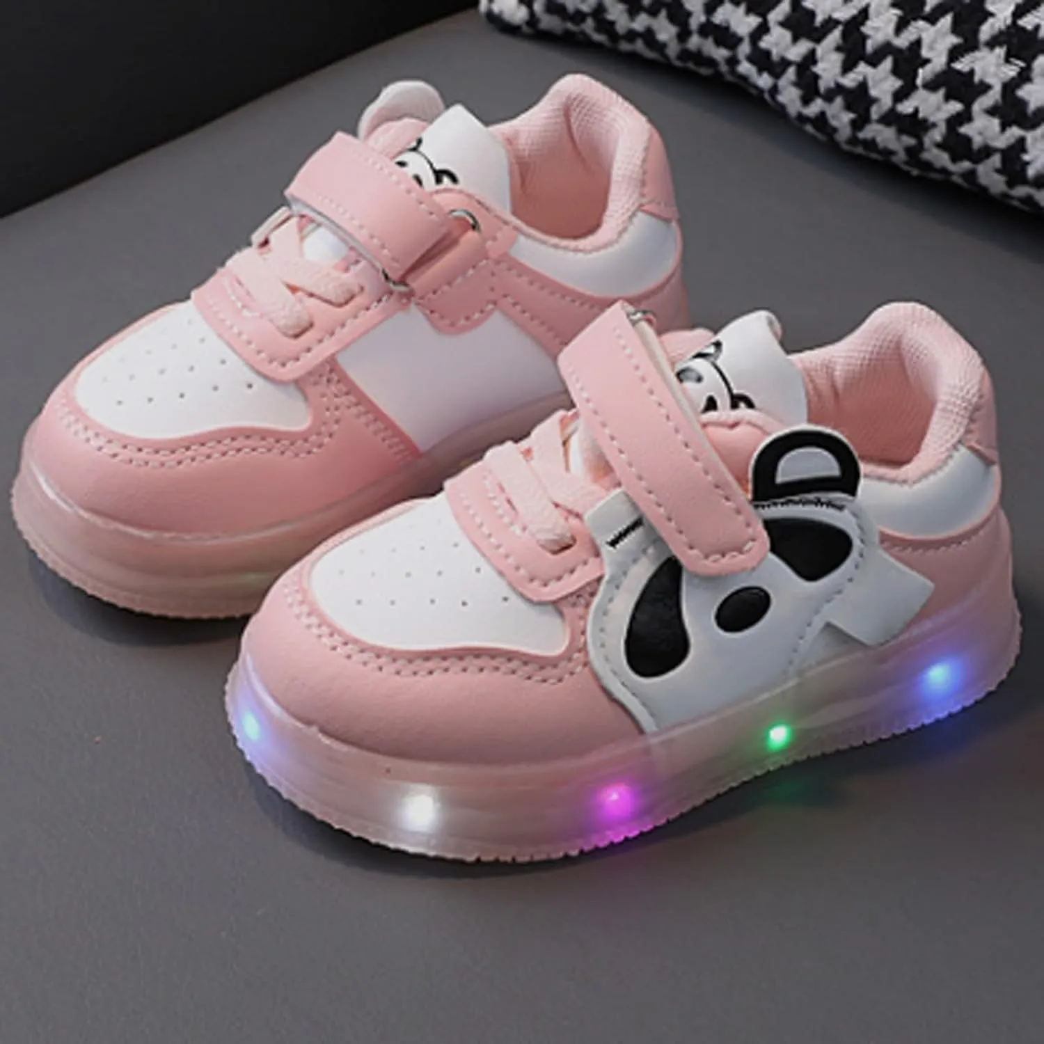 Toddler Boys Girls Light Up Shoes Little-Kids Flashing Soft Bottom Lightweight Breathable First Shoes Sport Sneaker
