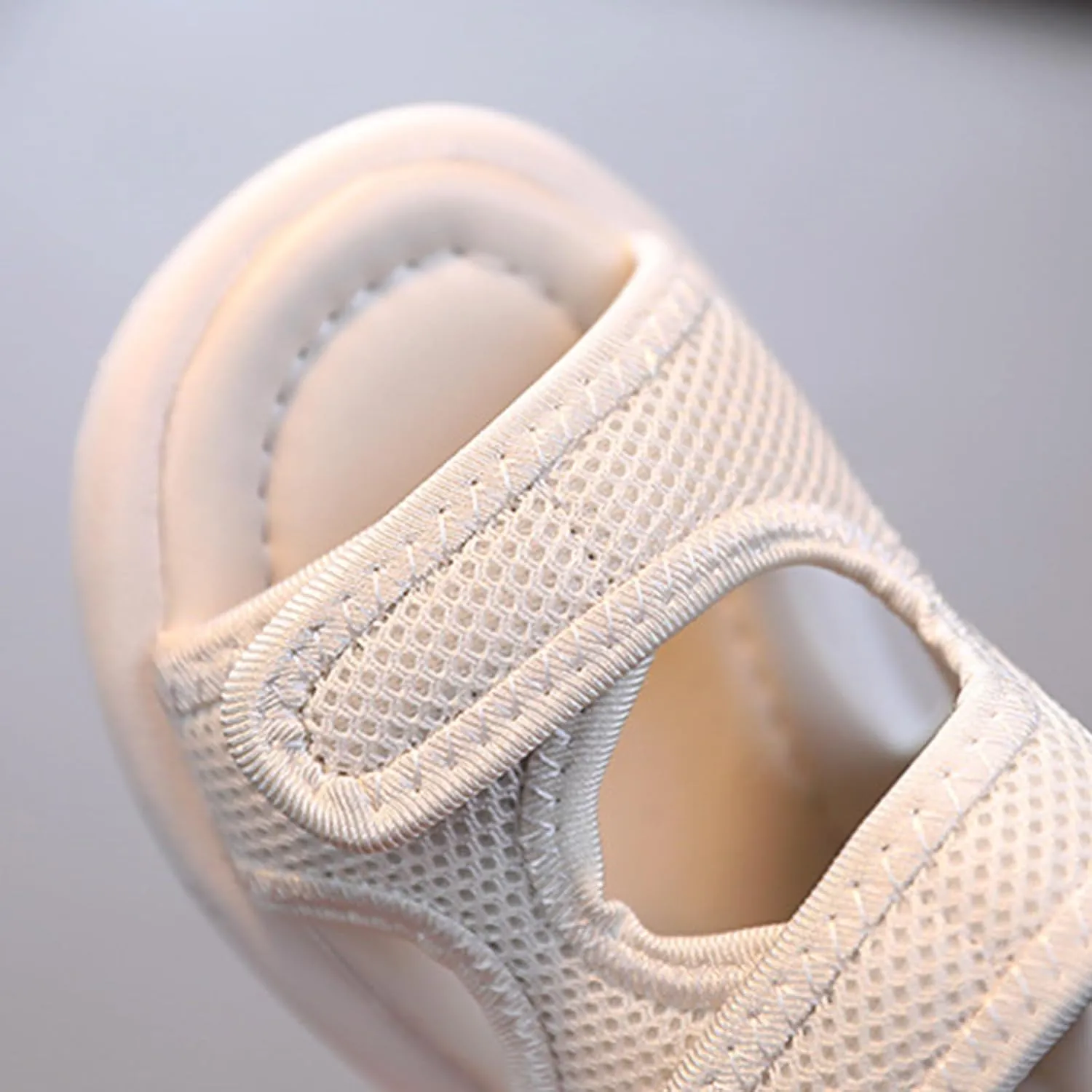 Unisex Kids Mesh Sandals Open-Toe Outdoor Sport Sandals Athletic Lightweight Beach Shoes Summer Sliders for Girls