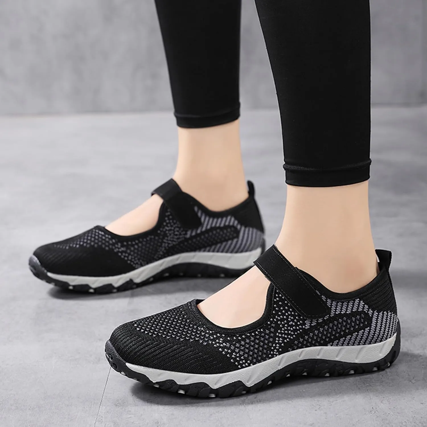 Womens Walking Shoes Slip on Memory Foam Non Slip Comfortable Running Shoes Breathable Gym Workout Shoes Fashion Lace Up Sneakers